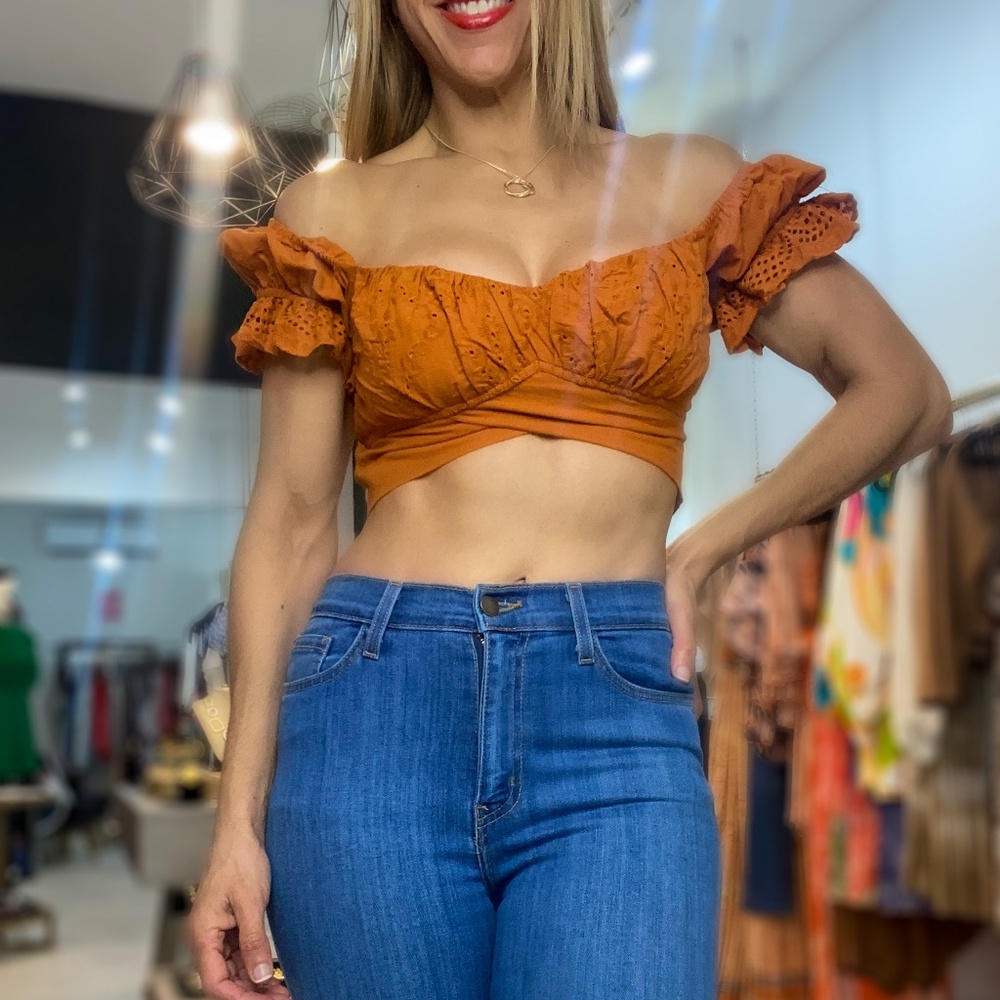 Omayra Crop Top